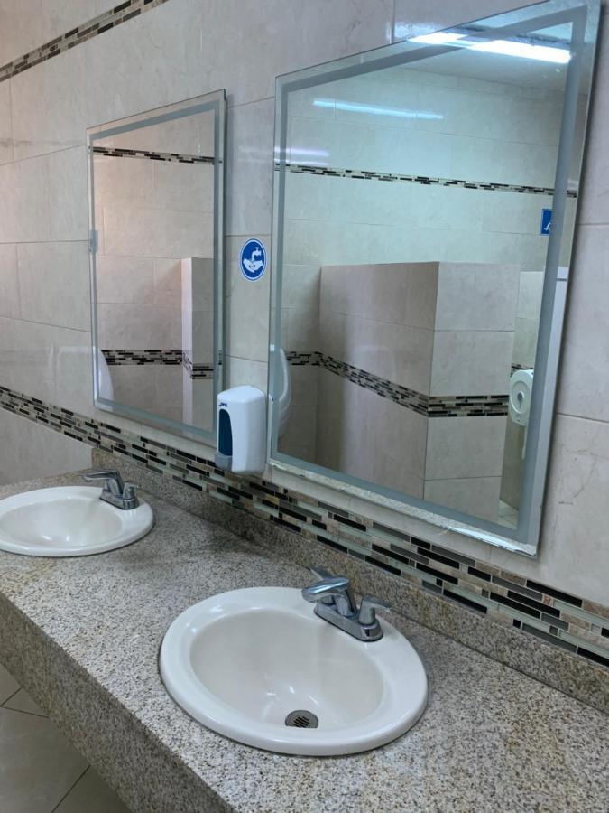 Casa Blanca La Corregidora Hotel Emperador De Queretaro المظهر الخارجي الصورة